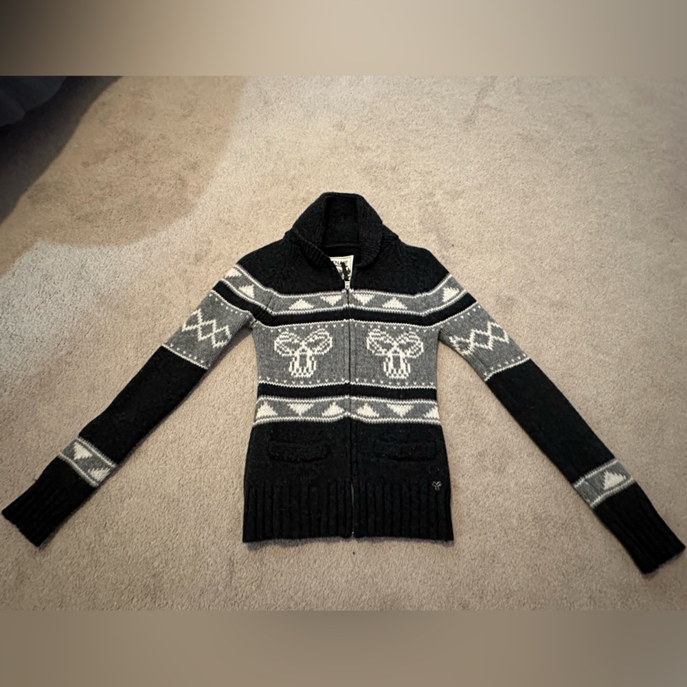 Aritzia TNA Sea to Sky Lambswool Sweater - Small